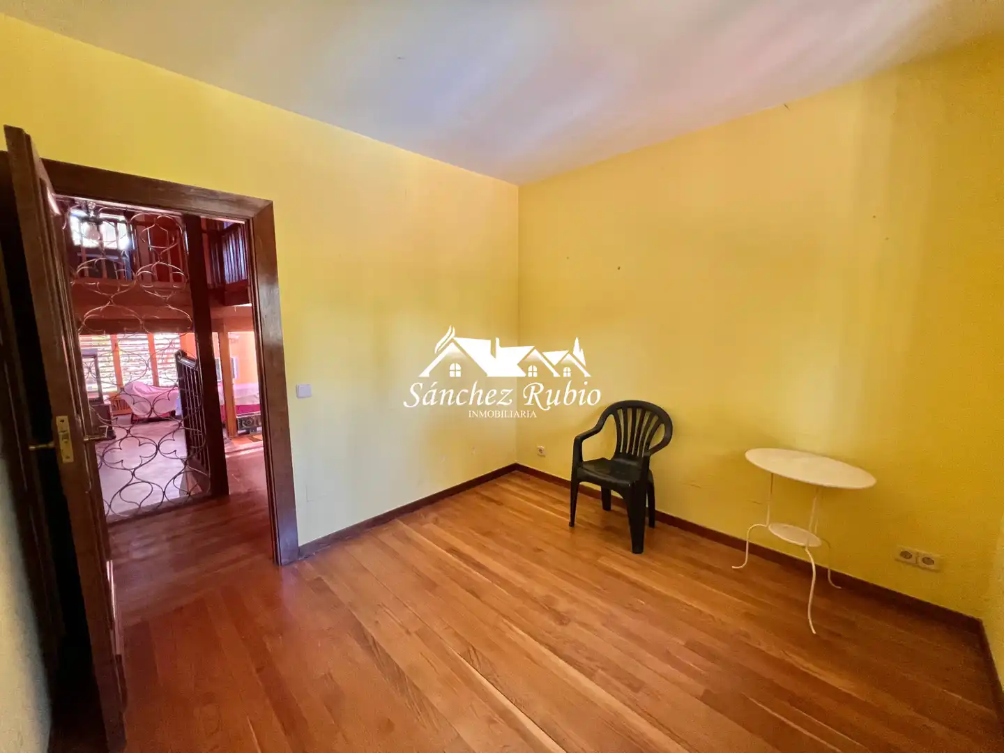 Houses for sale in Torrelodones  with Heating, Private garden and Parquet flooring