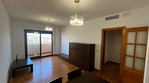 Venta de piso en Juan de Borbón, junto a parada tranvía, imatge 2