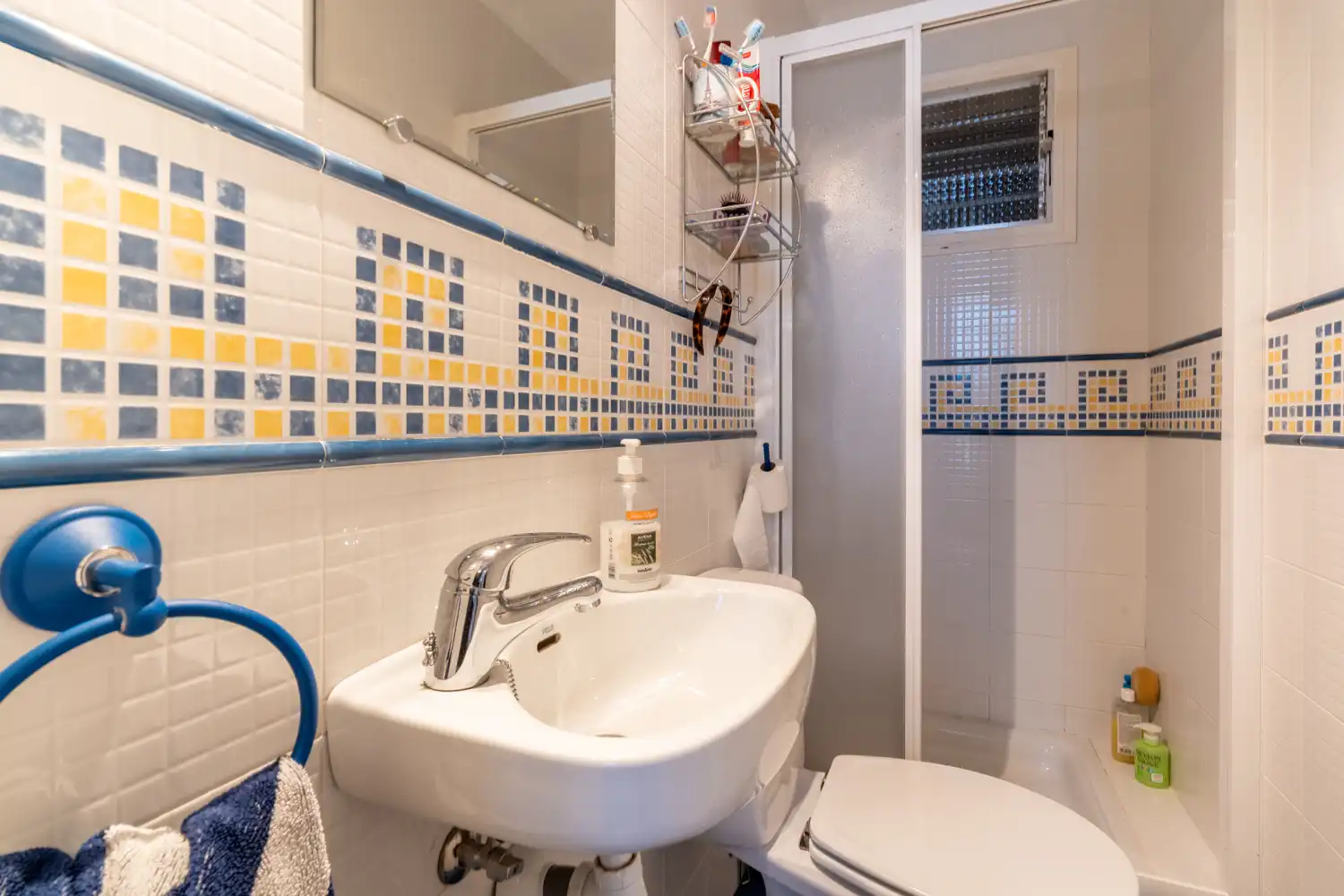 Baño de Casa o chalet en venta en Santa Bàrbara con Calefacción, Jardín privado y Terraza