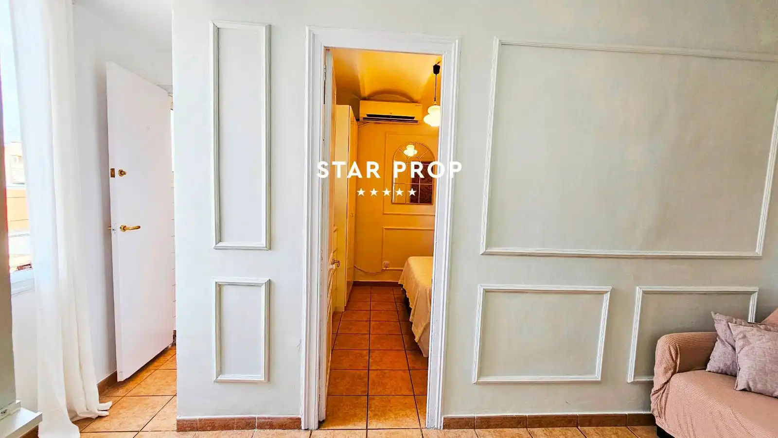 Àtic de lloguer a Parlament, Sant Antoni