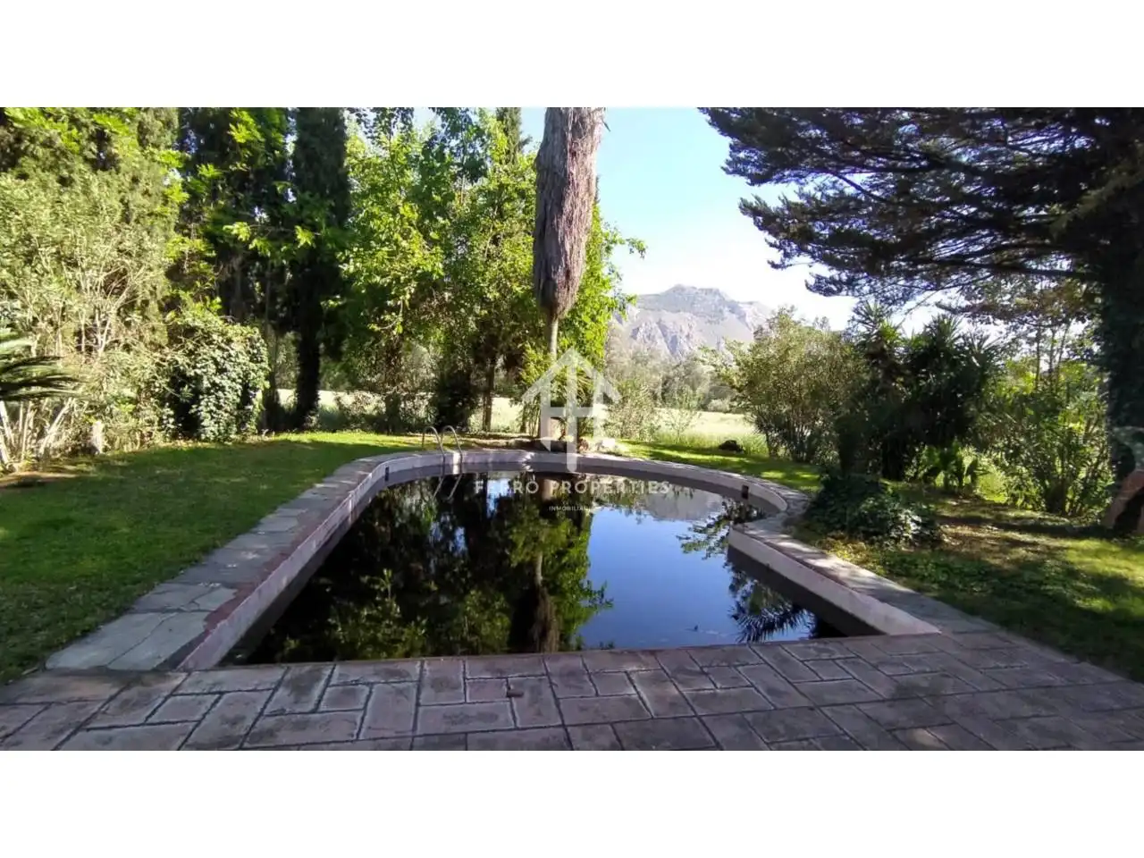 Garden of Country homes for sale in Loja  with Heating, Private garden and Swimming Pool