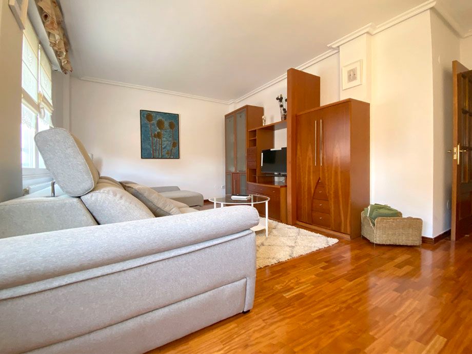 Living room of Flat for sale in Vitoria - Gasteiz  with Heating, Parquet flooring and Storage room