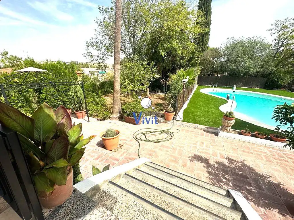 Jardín de Casa o chalet en venta en Alcalá de Guadaira con Aire acondicionado, Jardín privado y Piscina
