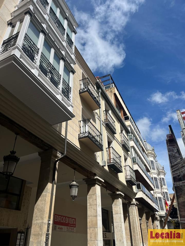 Exterior view of Building for sale in Palencia Capital