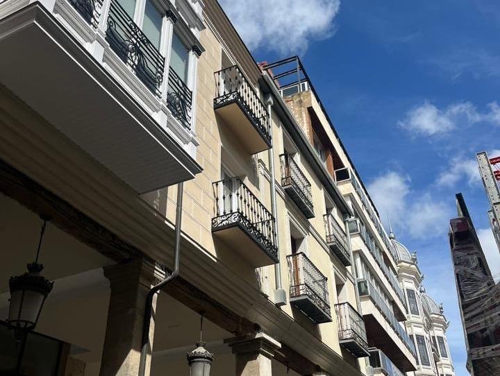 Foto 1 de Edificio en venta en Mayor Principal, 58, Centro, Palencia