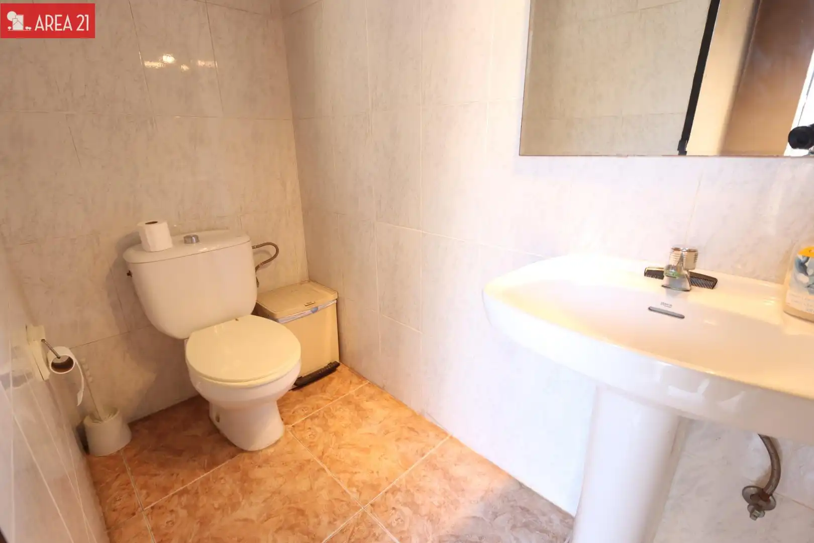Bathroom of Houses for sale in Llíria  with Private garden, Terrace and Storage room