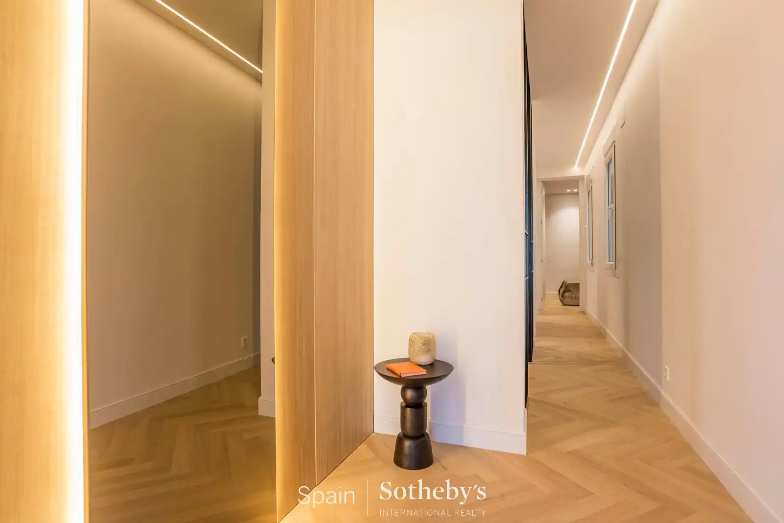 Apartments for sale in Madrid  with Air Conditioner and Heating
