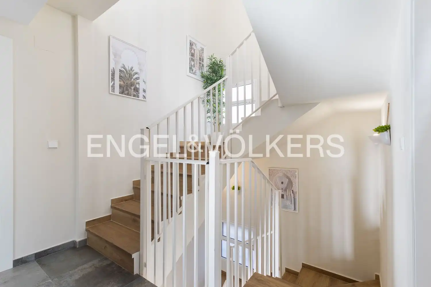 Houses for sale in Chiva  with Air Conditioner, Heating and Private garden