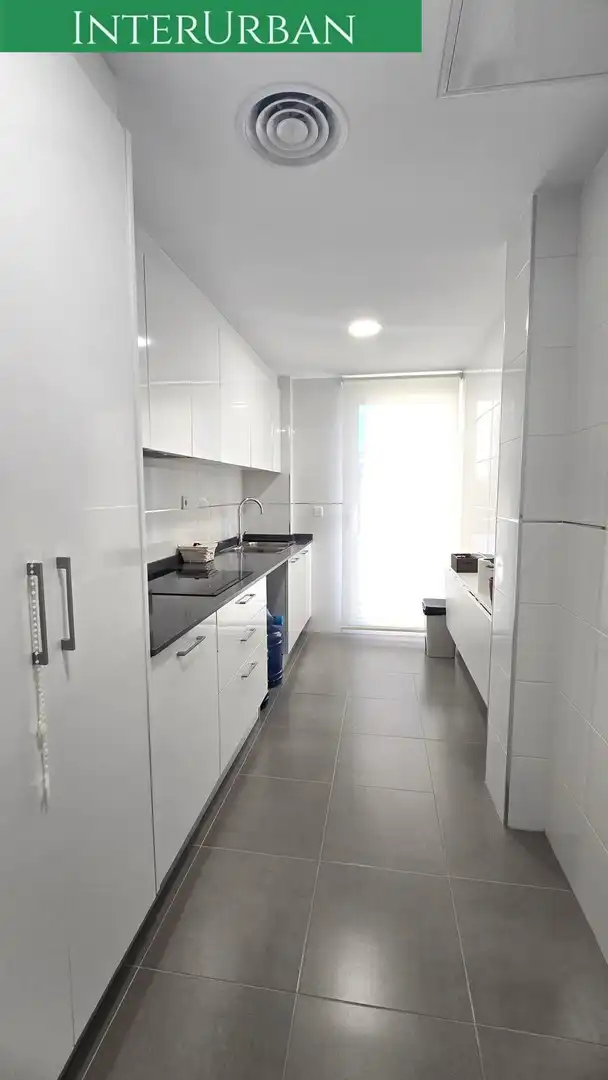 Cocina de Piso de alquiler en Llíria con Aire acondicionado, Calefacción y Jardín privado
