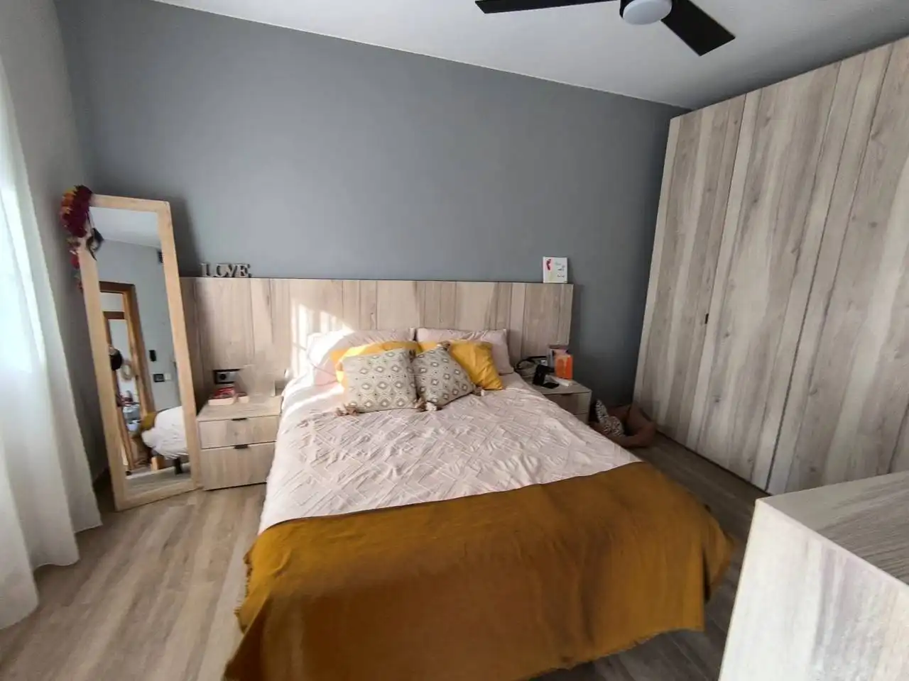 Habitación de Piso en venta en Terrassa con Aire acondicionado, Calefacción y Parquet