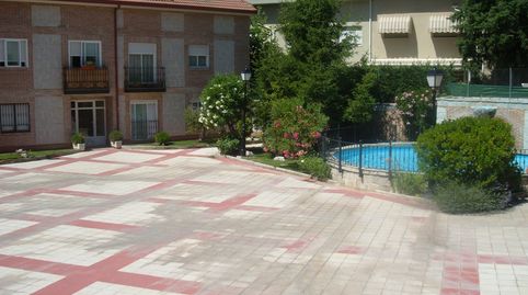 Foto 2 de Dúplex en venta en Plaza Francisco Rabal, Alpedrete, Madrid