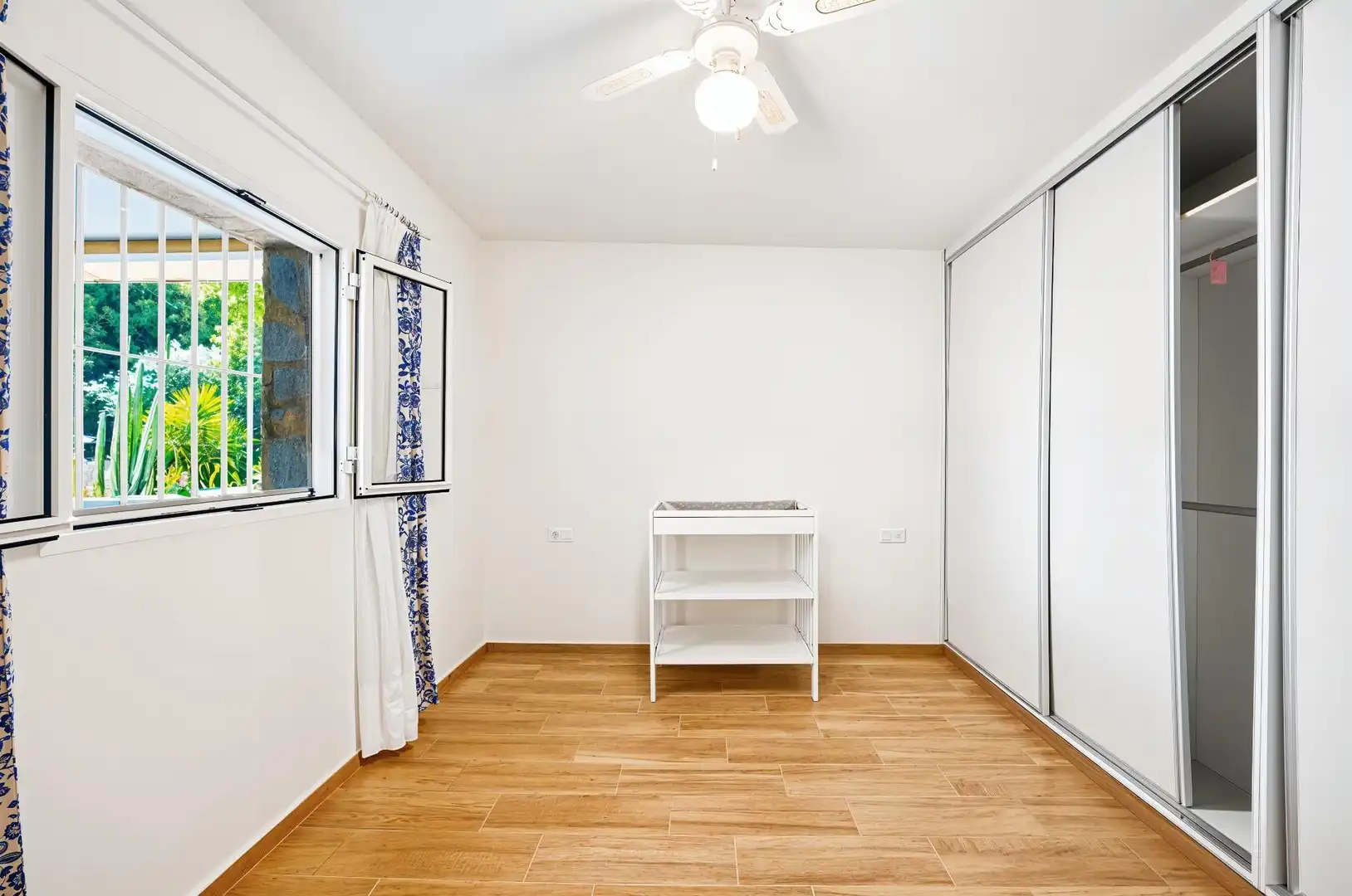 Habitación de Casa o chalet en venta en Chiclana de la Frontera con Trastero