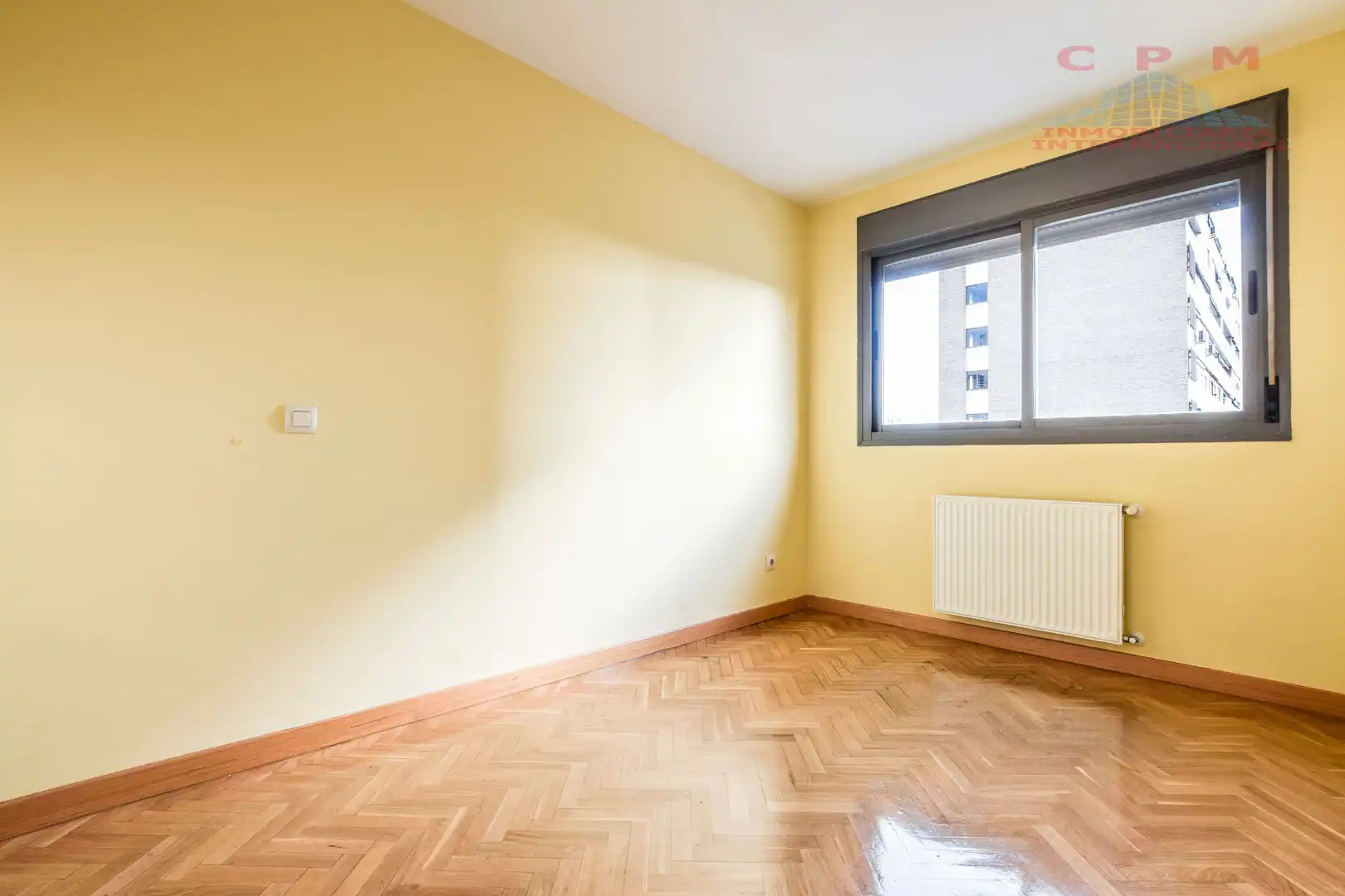 Bedroom of Flat for rent to own in Madrid  with Air Conditioner, Heating and Oven