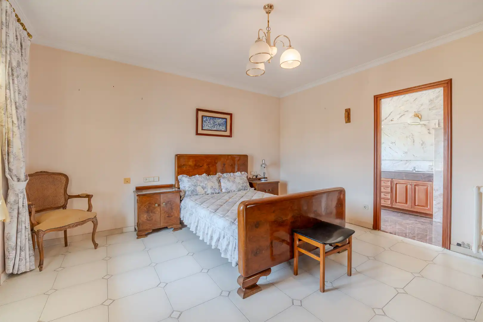 Habitación de Casa o chalet en venta en La Bisbal d'Empordà con Calefacción, Jardín privado y Terraza