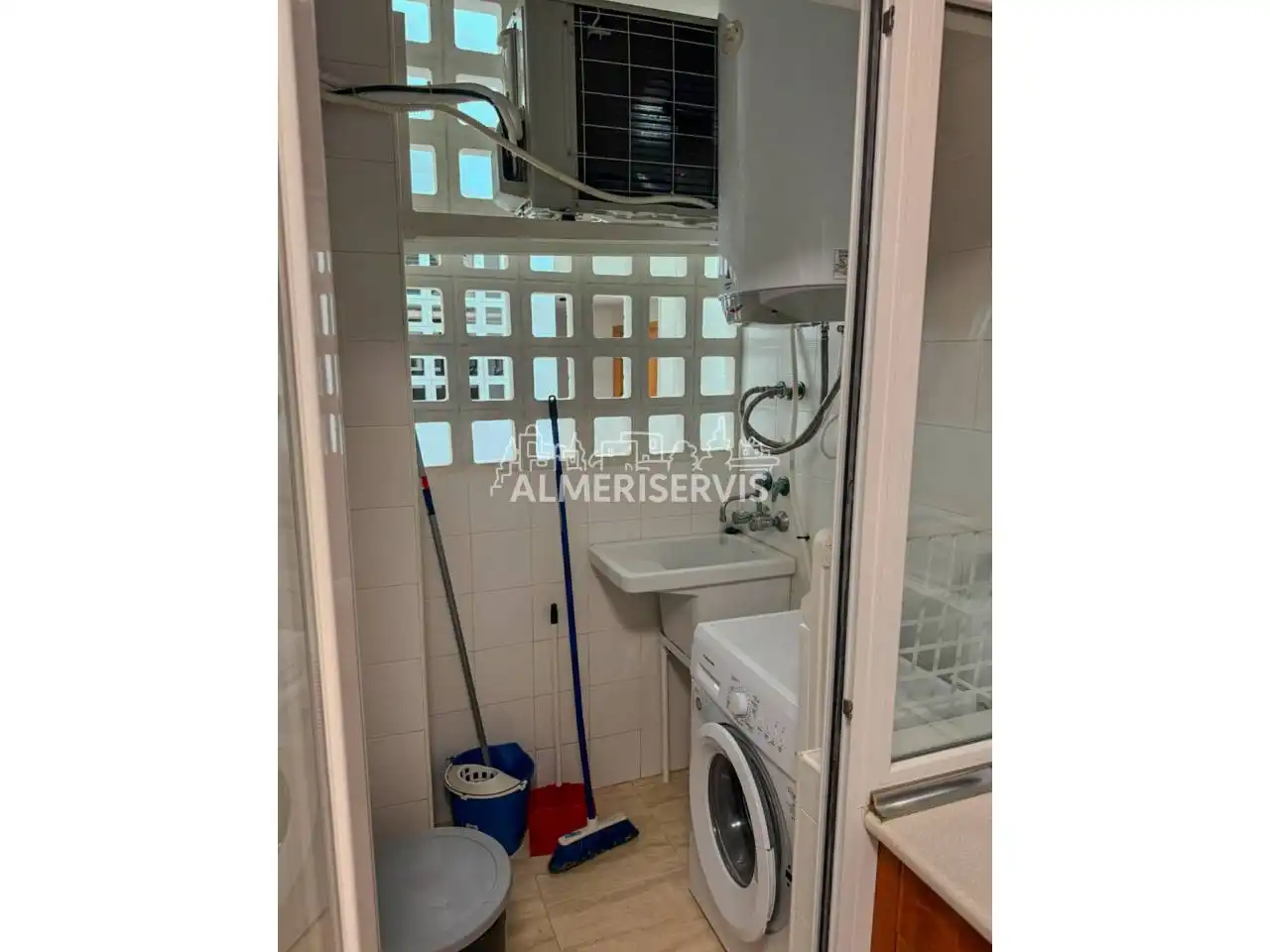 Habitación de Piso en venta en El Ejido con Aire acondicionado, Terraza y Amueblado