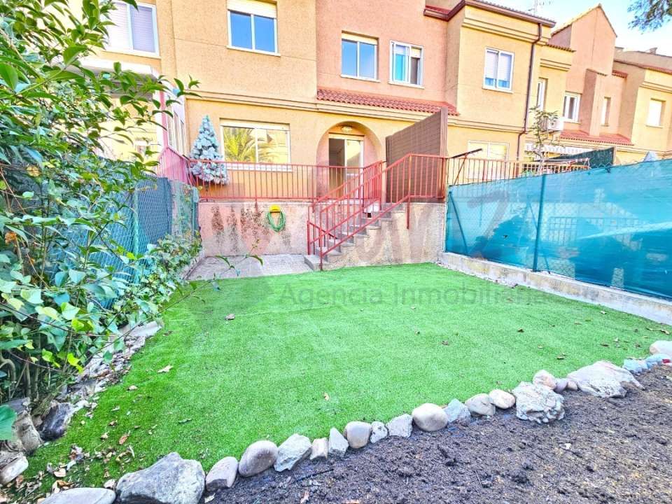 Garden of House or chalet for sale in  Logroño  with Heating, Private garden and Terrace