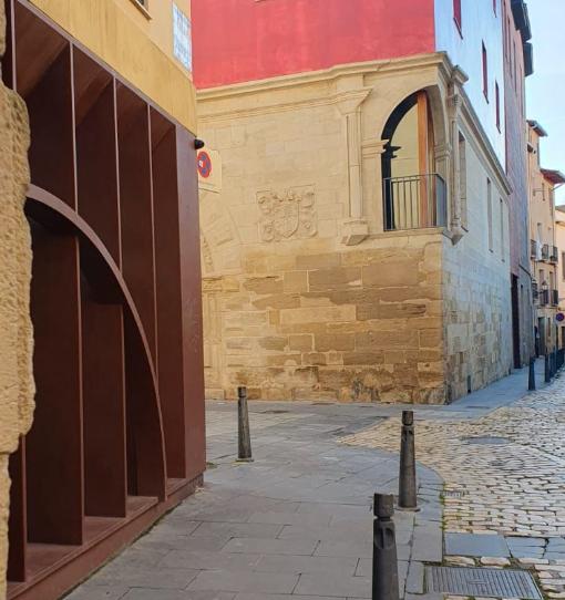 Foto 1 de Apartament en venda a Calle Ruavieja, Casco Antiguo, La Rioja