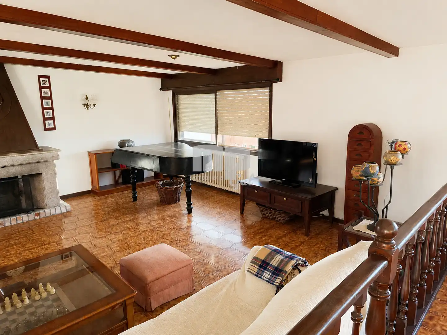 Sala d'estar de Àtic en venda en Vigo  amb Calefacció i Terrassa