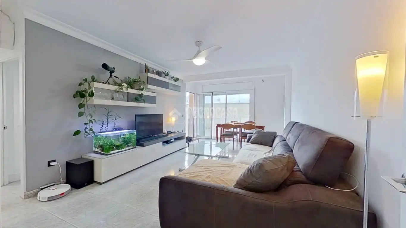 Wohnzimmer von Wohnung zum Verkauf in Barberà del Vallès mit Balkon