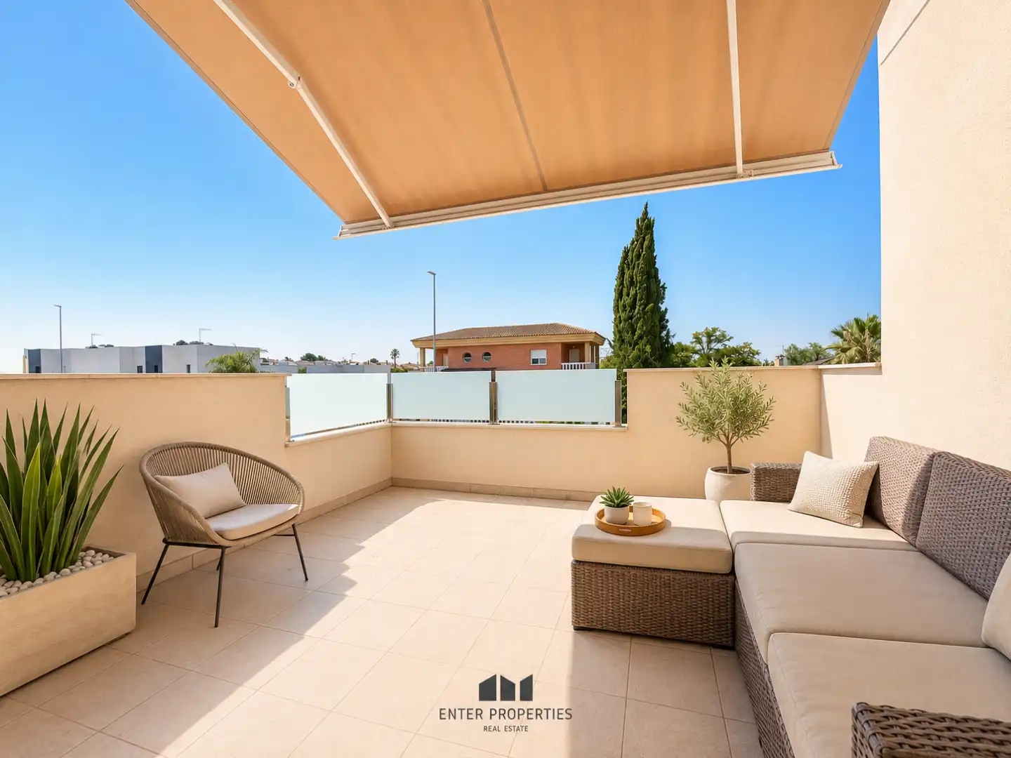 Terrassa de Casa adosada en venda en La Pobla de Vallbona amb Aire condicionat, Calefacció i Terrassa