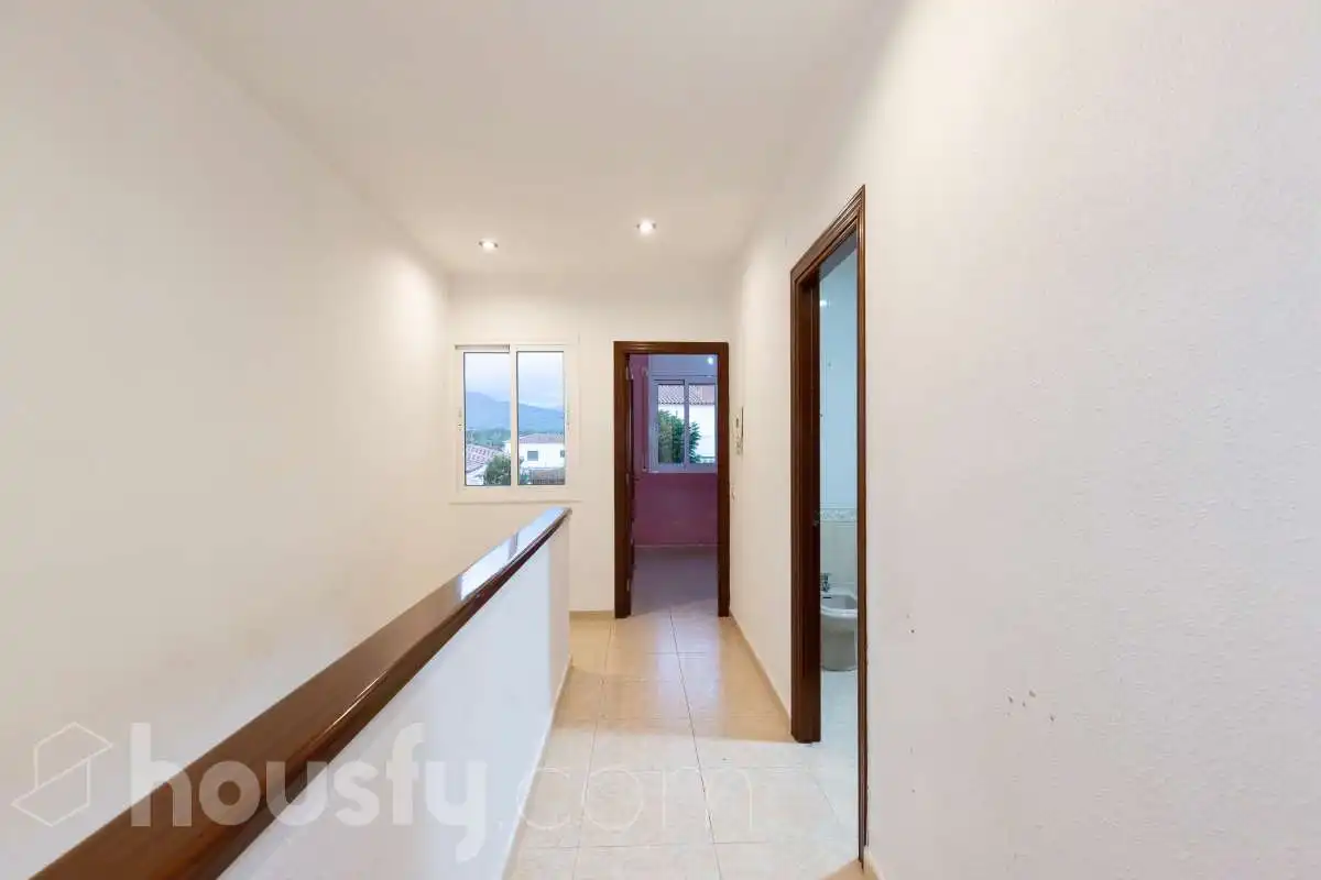 House with terrace for sale in CL De les Gardenies ., imagen 25