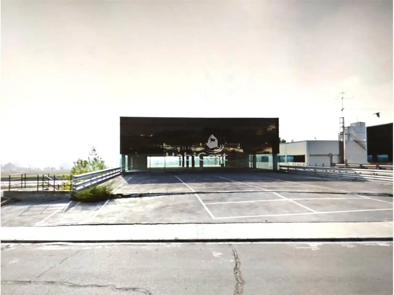 Vista exterior de Nau industrial en venda en Gurb