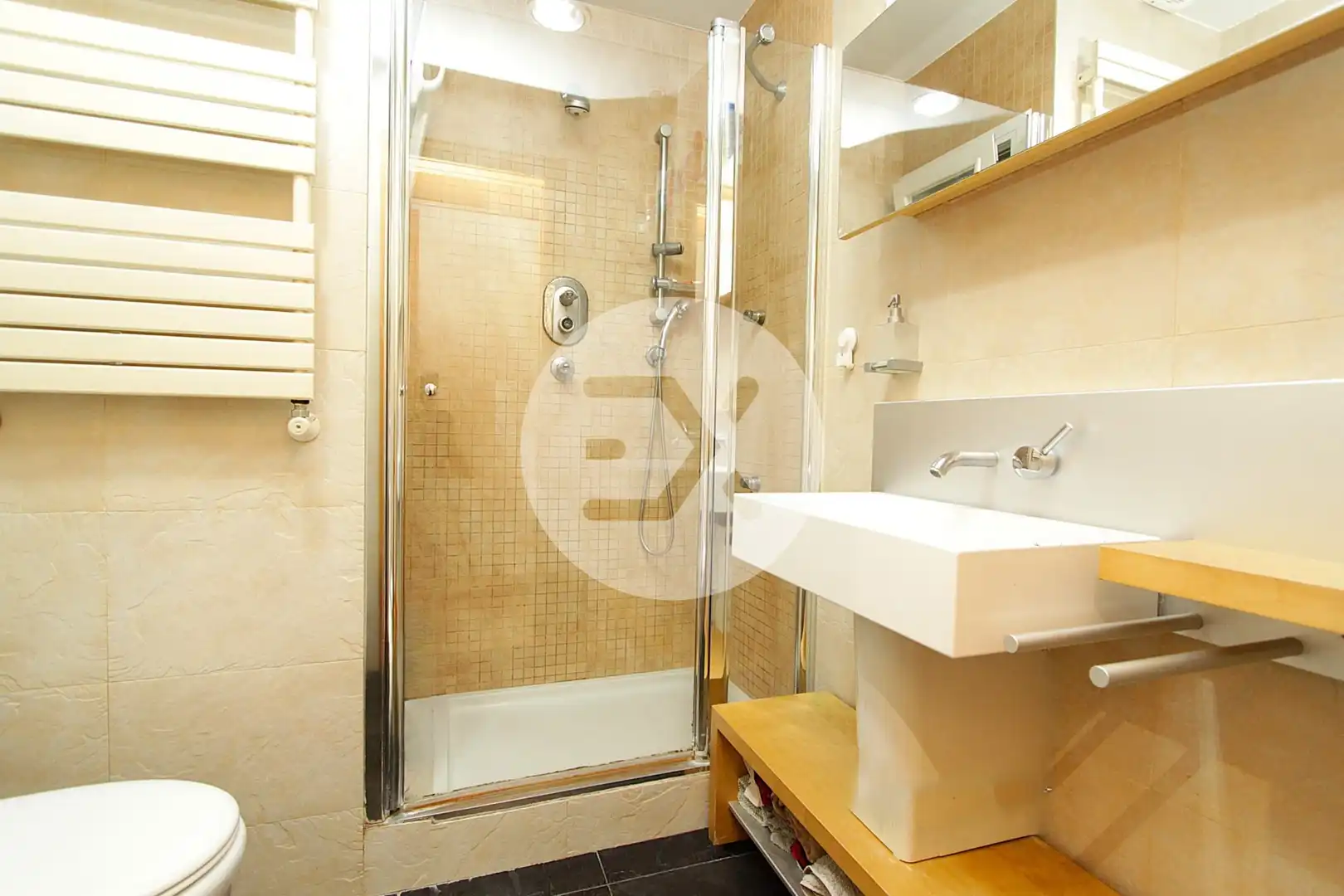Bany de Pis en venda en Castelldefels amb Aire condicionat, Calefacció i Parquet