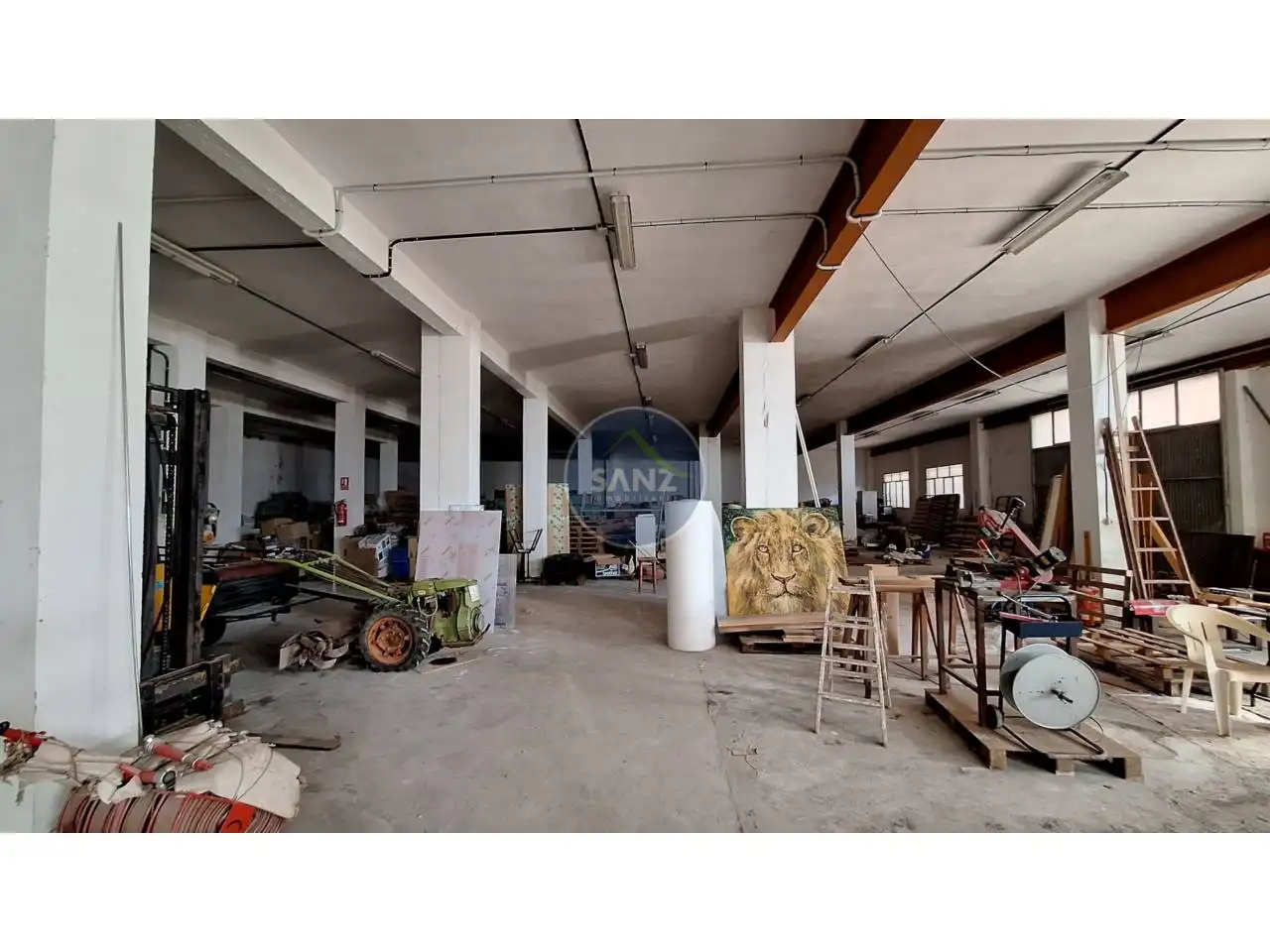 Local comercial en alquiler en Calle Miguel de Cervantes, imagen 4