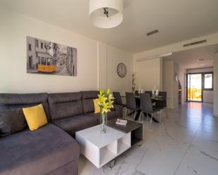 Sala d'estar de Apartament de lloguer en Finestrat amb Aire condicionat i Terrassa