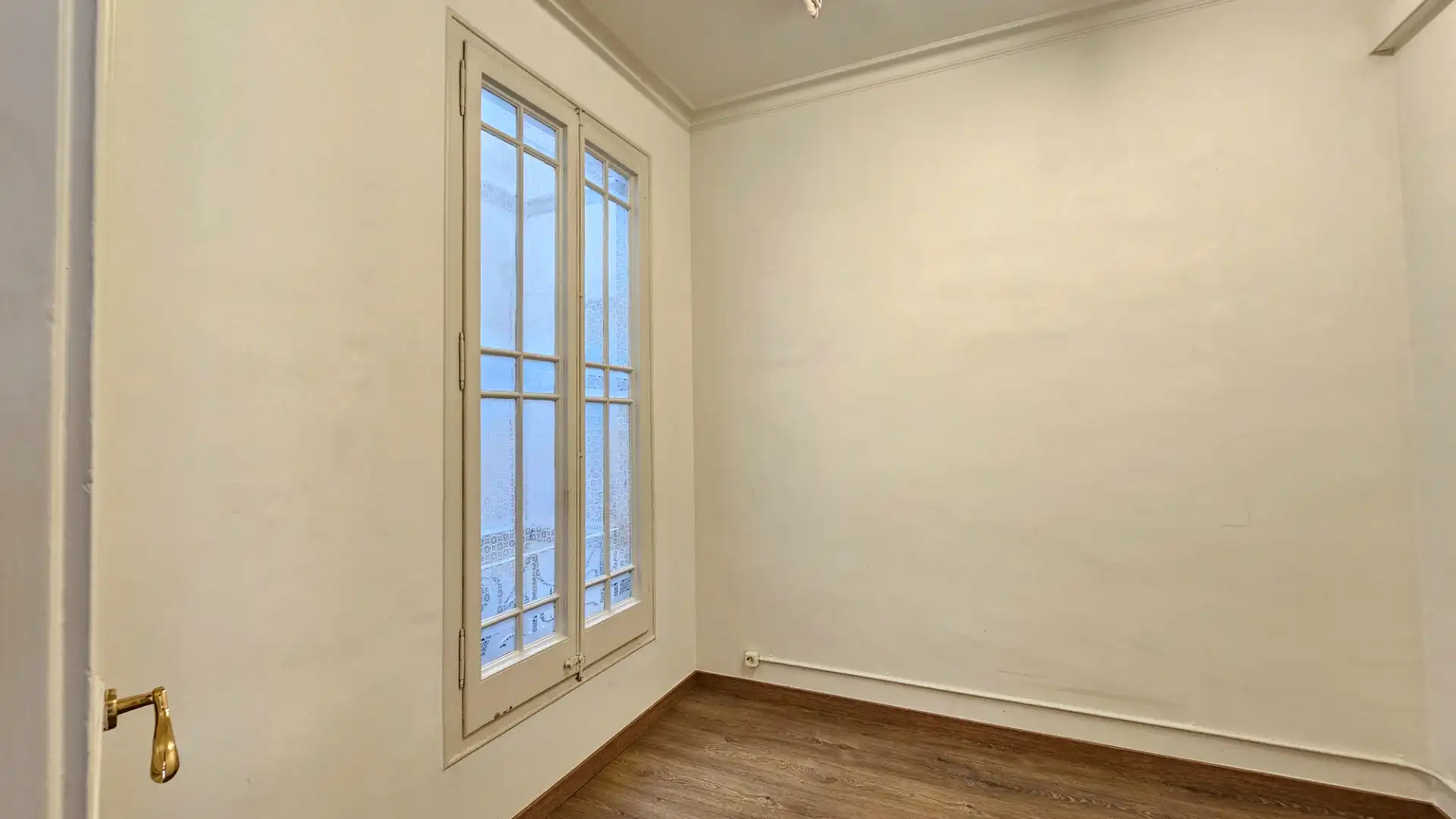 Schlafzimmer von Büro zur Miete in Barcelona mit Heizung und Internet