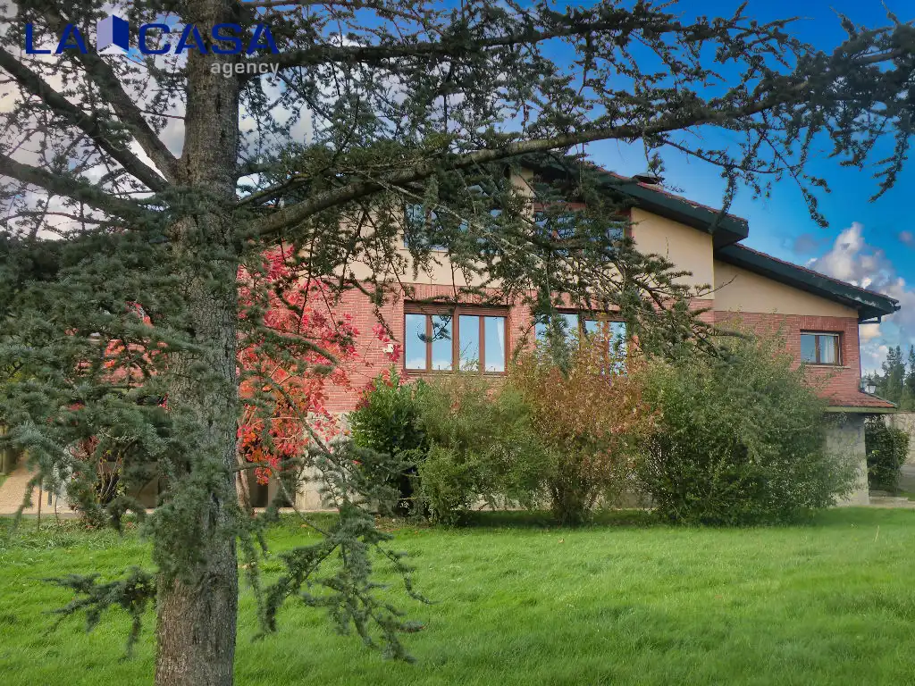 Vista exterior de Casa o chalet en venta en Urkabustaiz