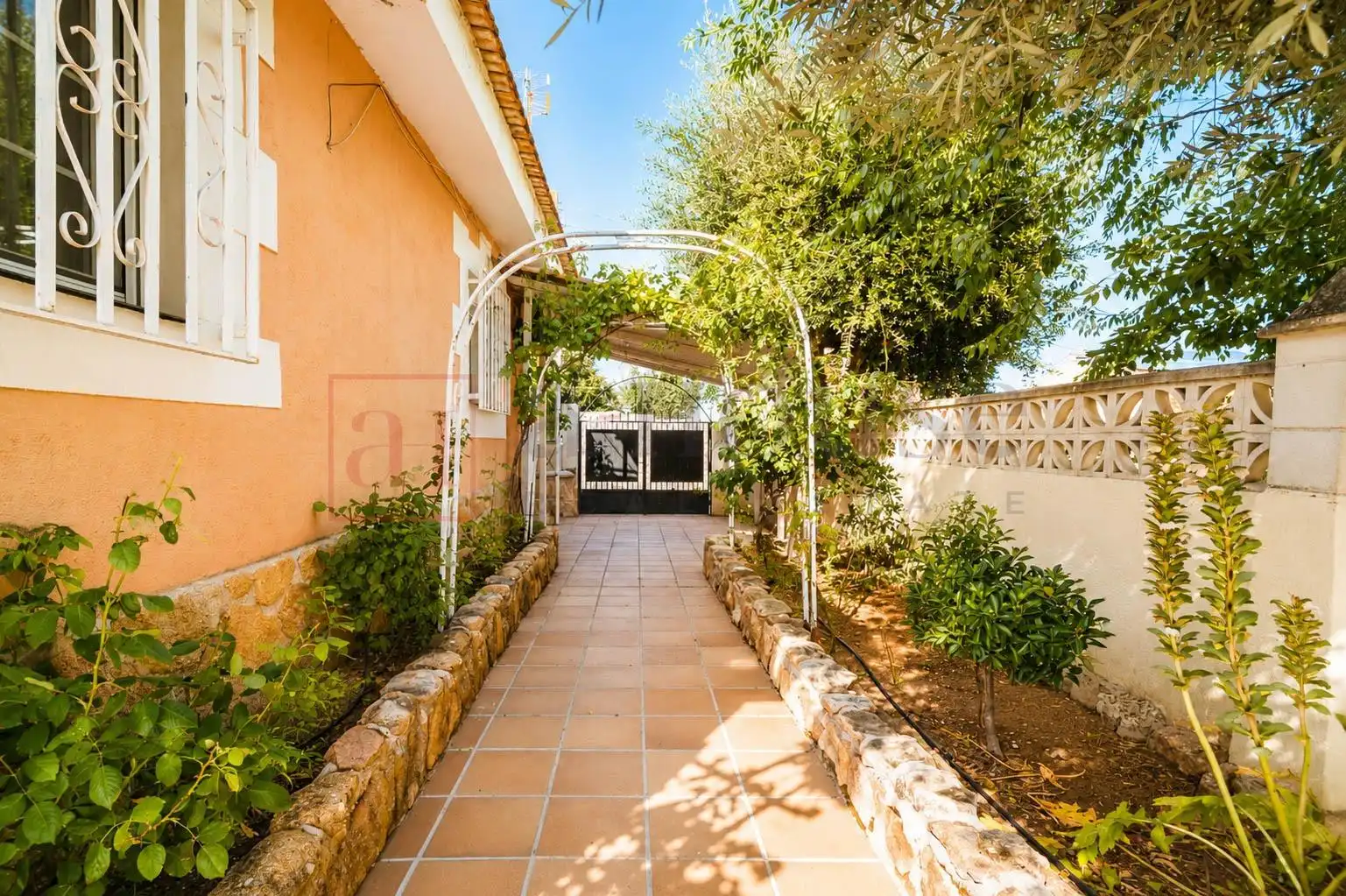 Terrace of Houses for sale in Móstoles  with Air Conditioner, Heating and Private garden