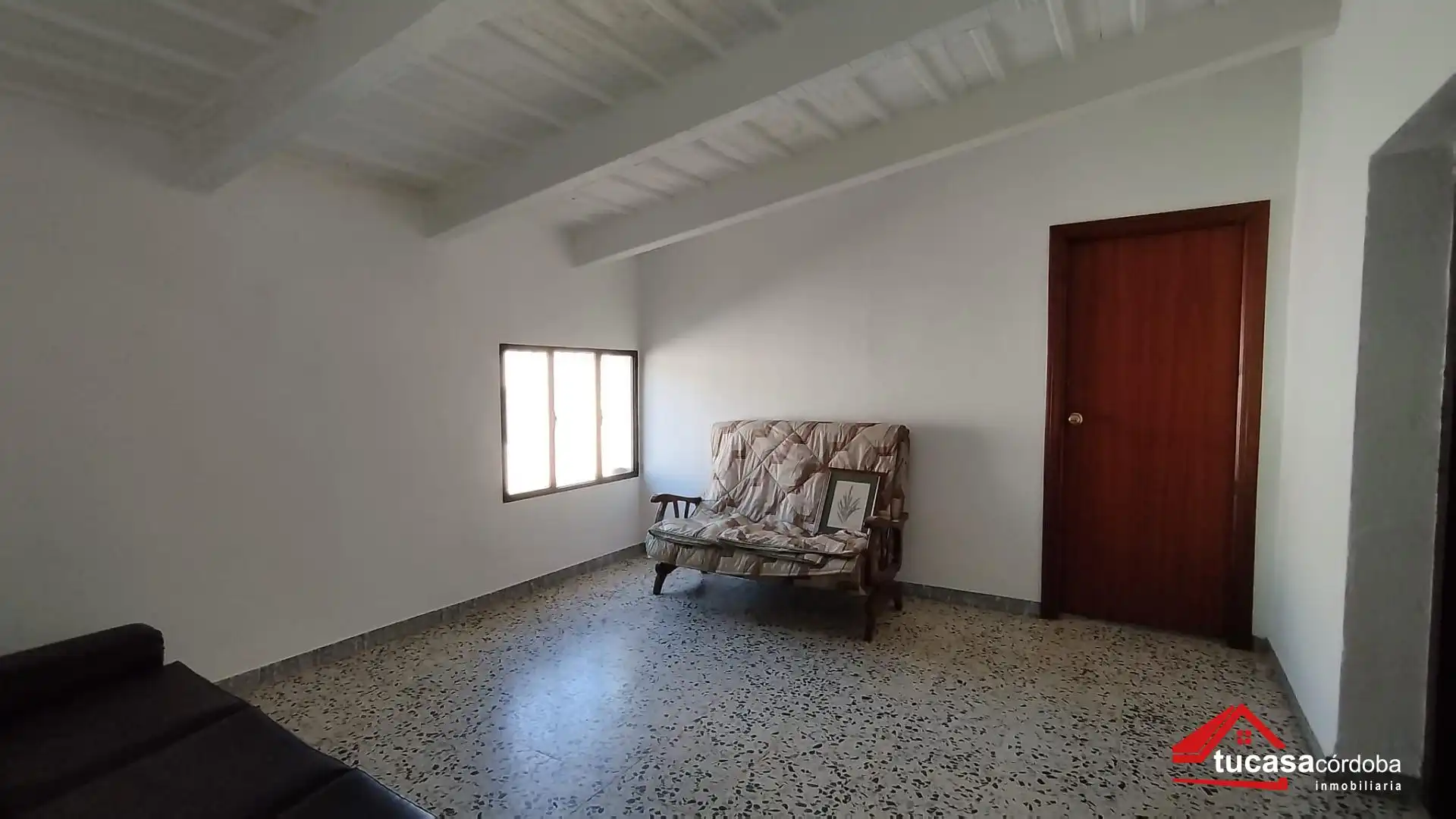 Sala d'estar de Finca rústica en venda en Posadas amb Aire condicionat