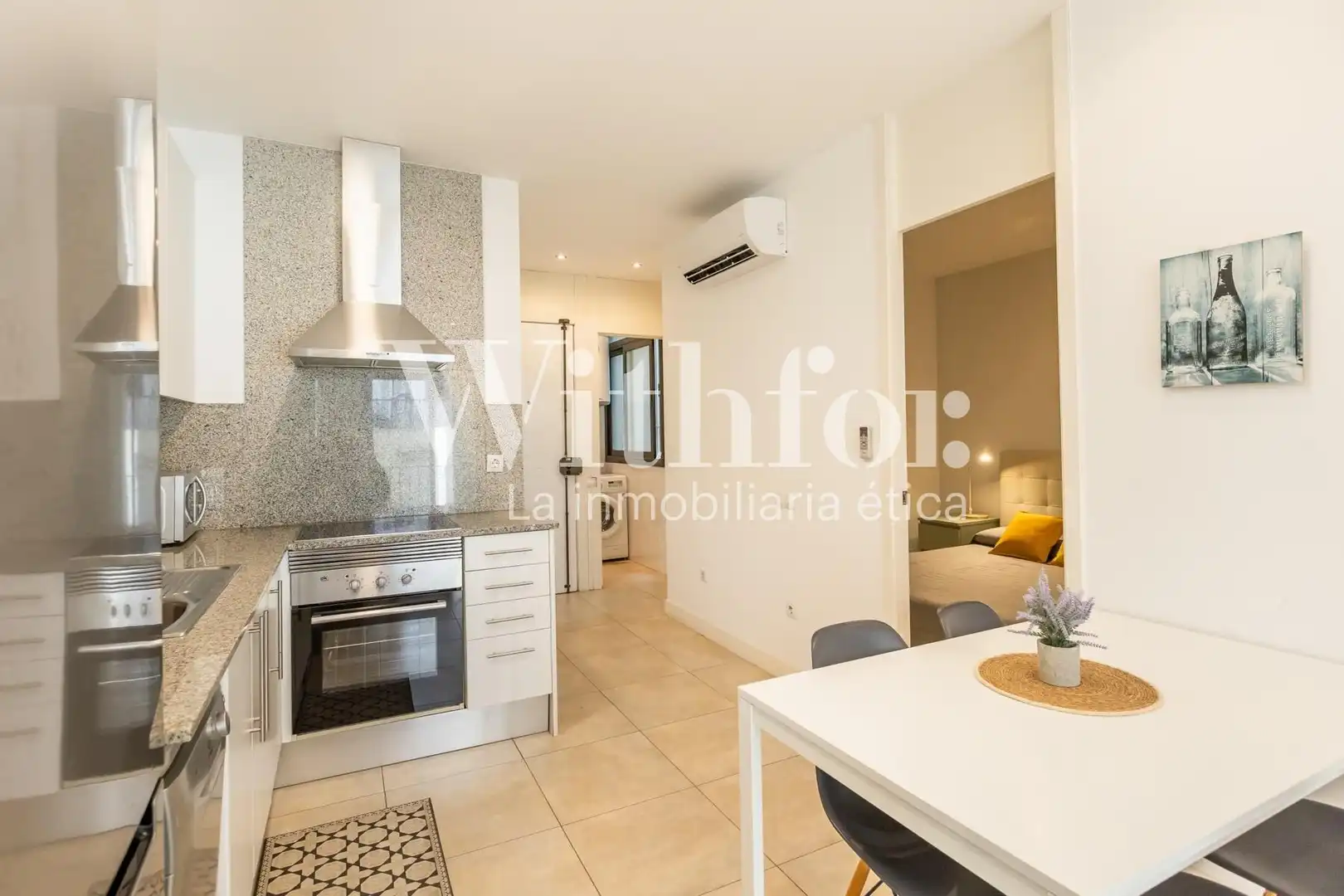 Exterior view of Flat for sale in Barcelona  with Air Conditioner, Heating and Parquet flooring
