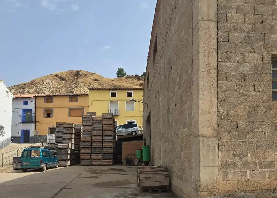Vista exterior de Edifici en venda en Paracuellos de Jiloca