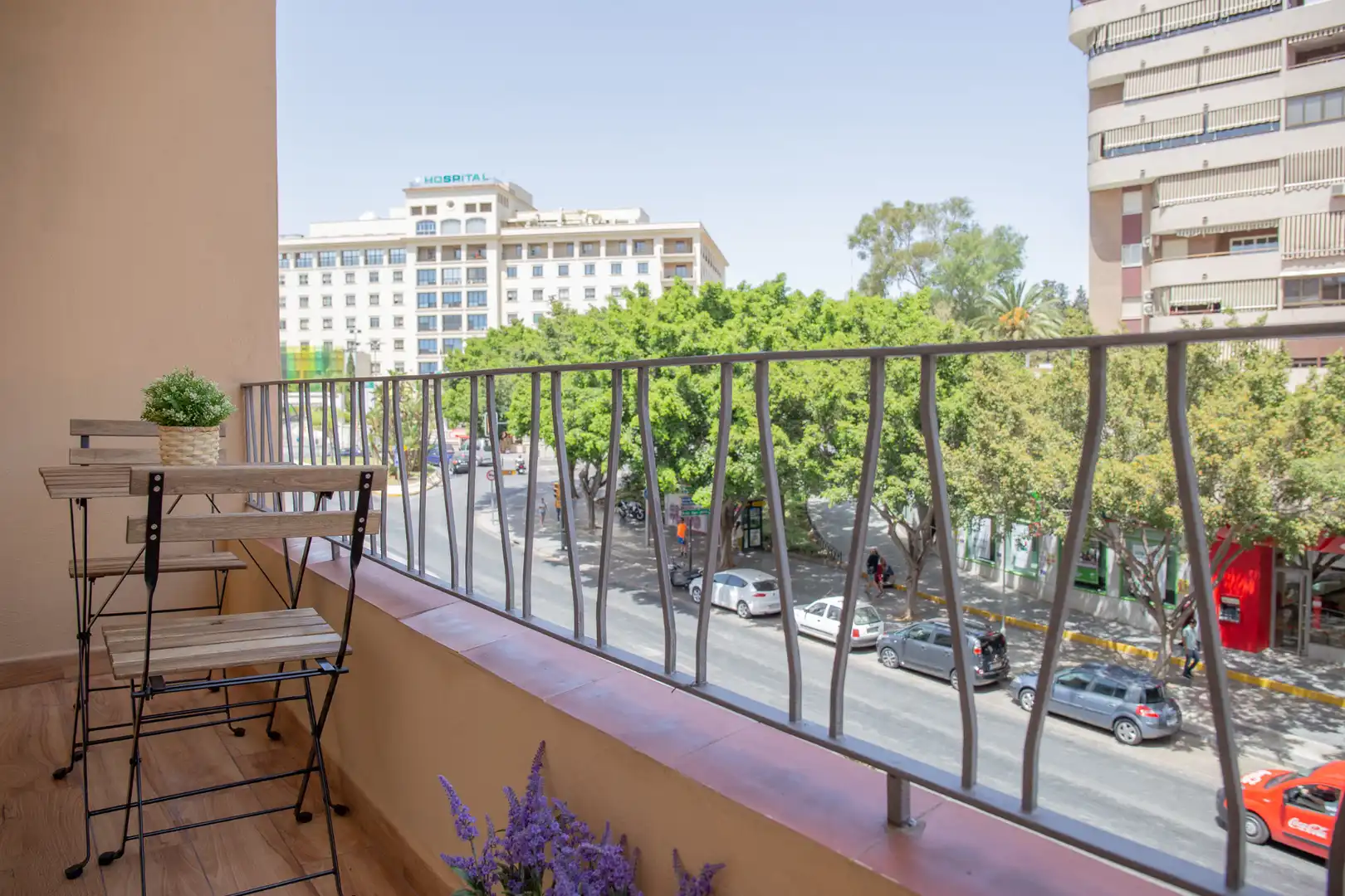 Exterior view of Flat for share in Málaga  with Air Conditioner, Heating and Terrace