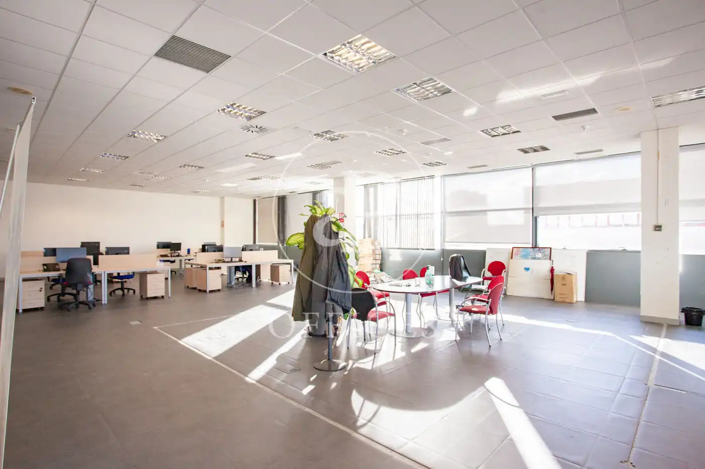 Bureau avec ascenseur à louer à Av. de la Industria, imagen 7