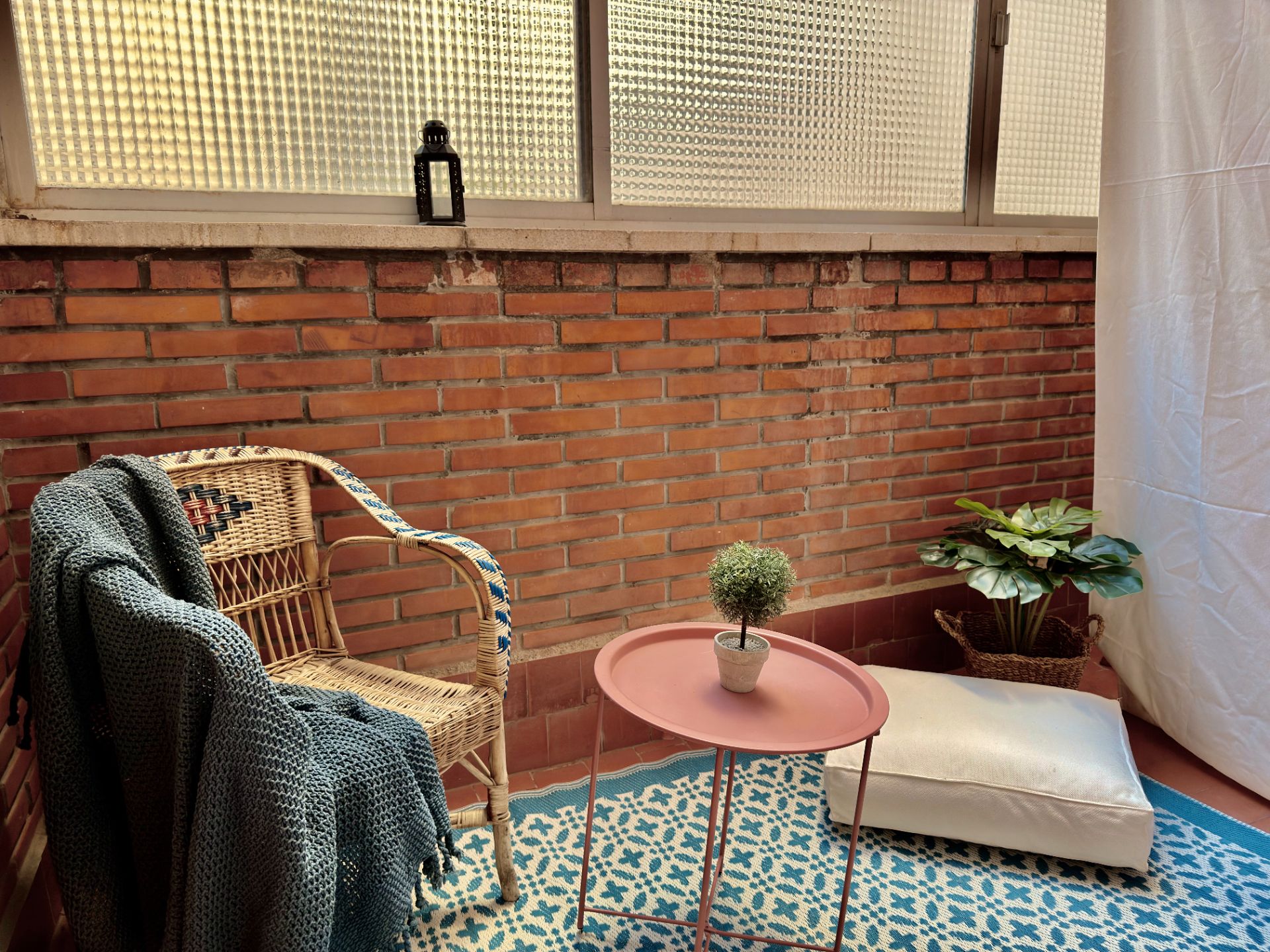 Balcony of Flat for sale in  Madrid Capital  with Air Conditioner, Heating and Terrace