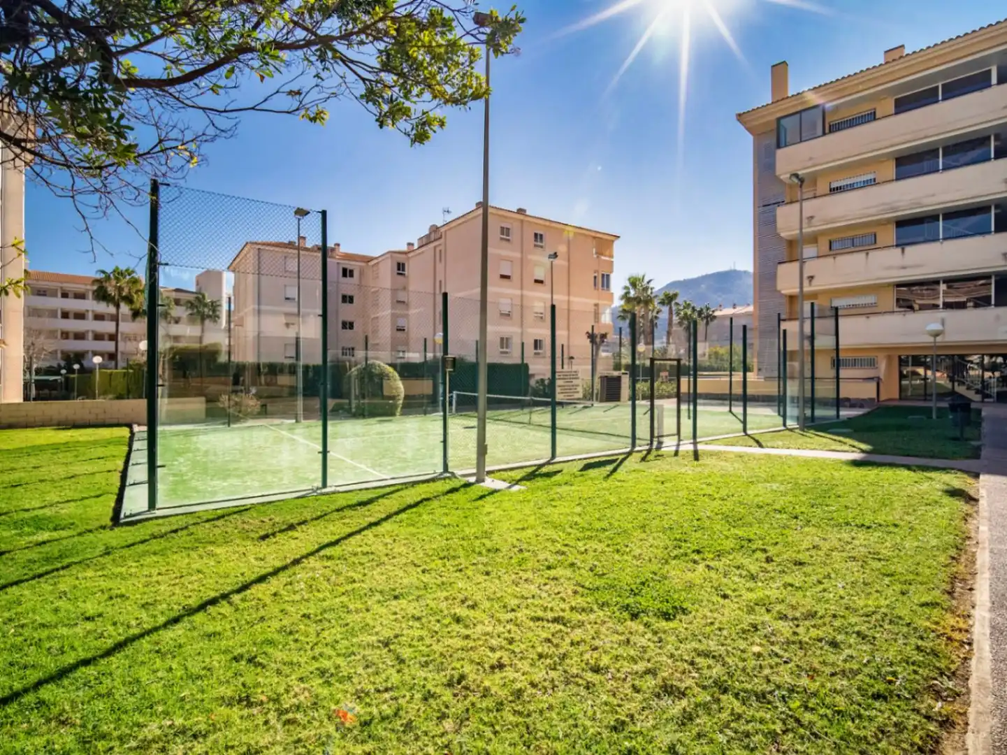 Außenansicht von Wohnungen zum Verkauf in L'Alfàs del Pi mit Klimaanlage, Heizung und Terrasse