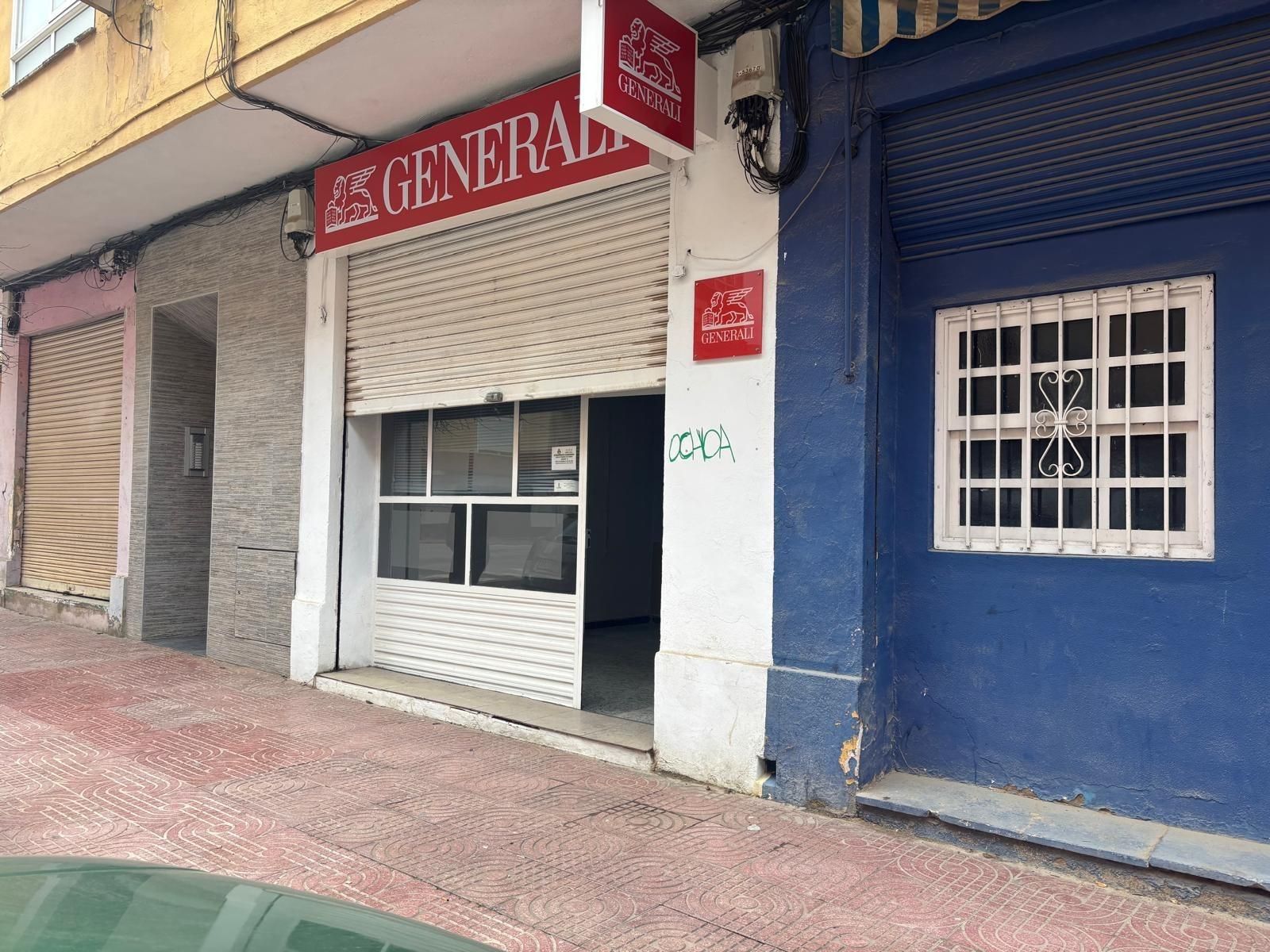 Local de lloguer a Calle del Capitán Gadea, 14, Requena