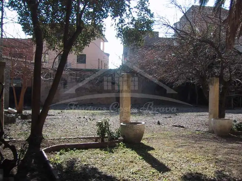 Casa rustica con giardino in vendita a Castelló d'Empúries, imagen 9
