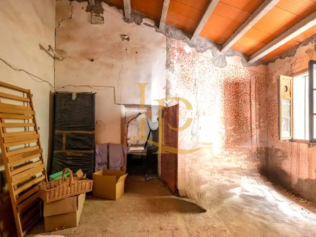 Finca rústica en venda en Rubí amb Calefacció, Jardí privat i Parquet