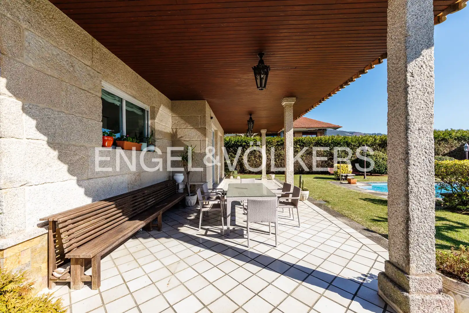 Terrassa de Casa o xalet en venda en Vigo  amb Calefacció, Terrassa i Piscina