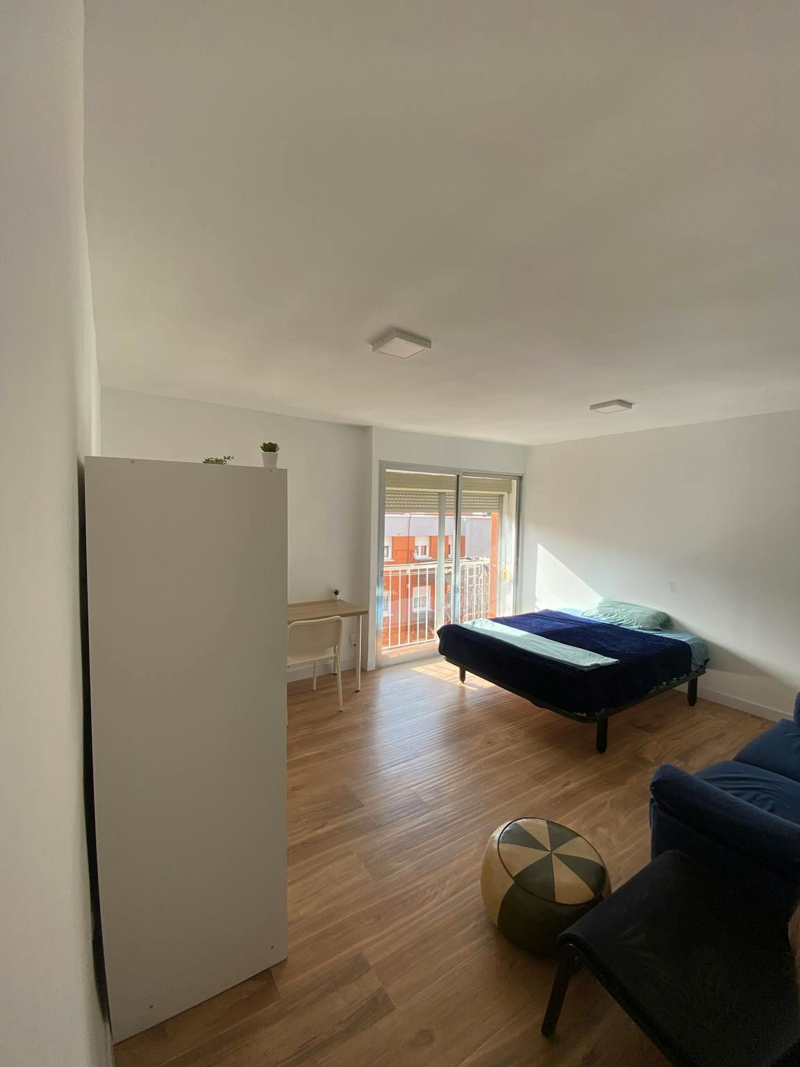 Habitación de Piso para compartir en  Madrid Capital con Calefacción, Amueblado y Lavadora