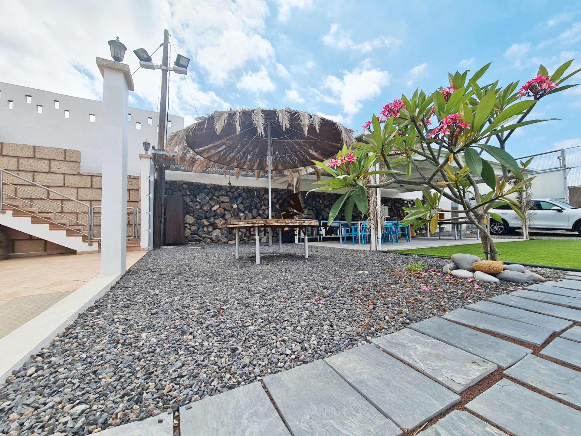 Terrace of House or chalet for sale in Arona