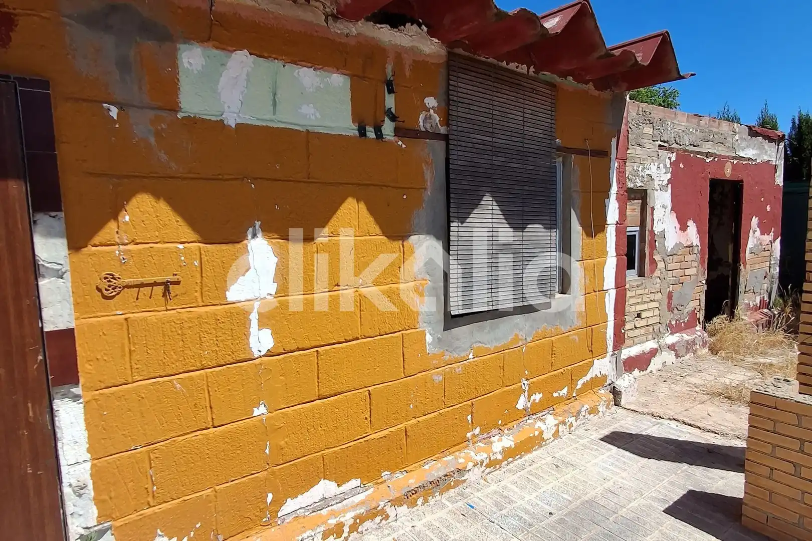 Exterior view of Houses for sale in Carmona  with Private garden, Storage room and Swimming Pool