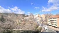 Vista exterior de Apartament en venda en Estella / Lizarra amb Calefacció, Traster i Balcó