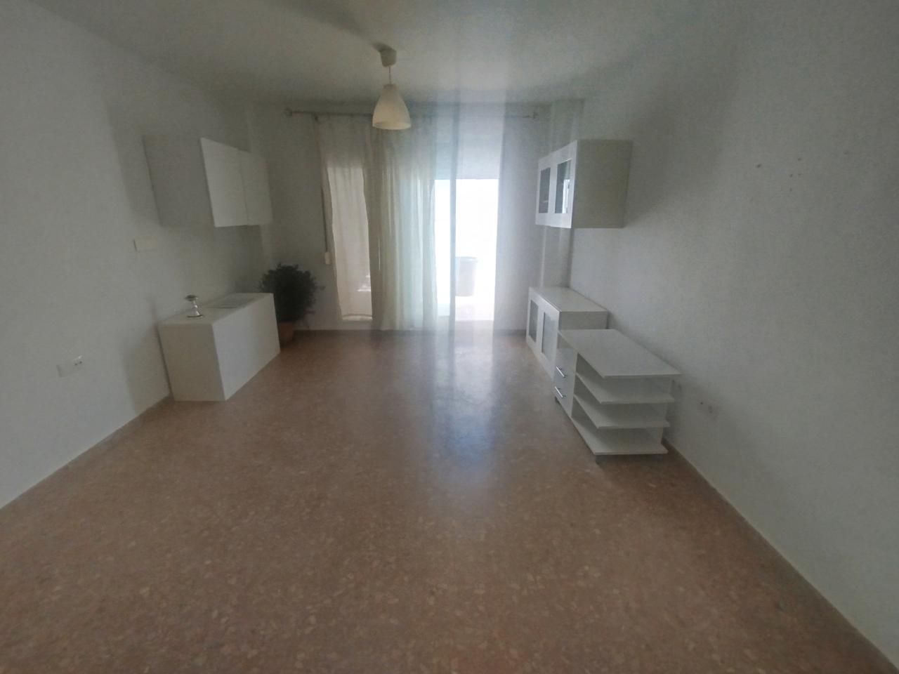 Sala d'estar de Planta baixa en venda en Castellón de la Plana / Castelló de la Plana amb Terrassa i Moblat