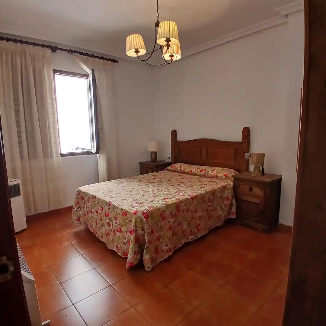 Bedroom of Flat for rent in Plasencia  with Furnished, Oven and Washing machine