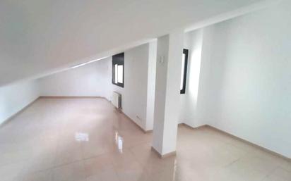 Duplex for sale in Olot  with Terrace